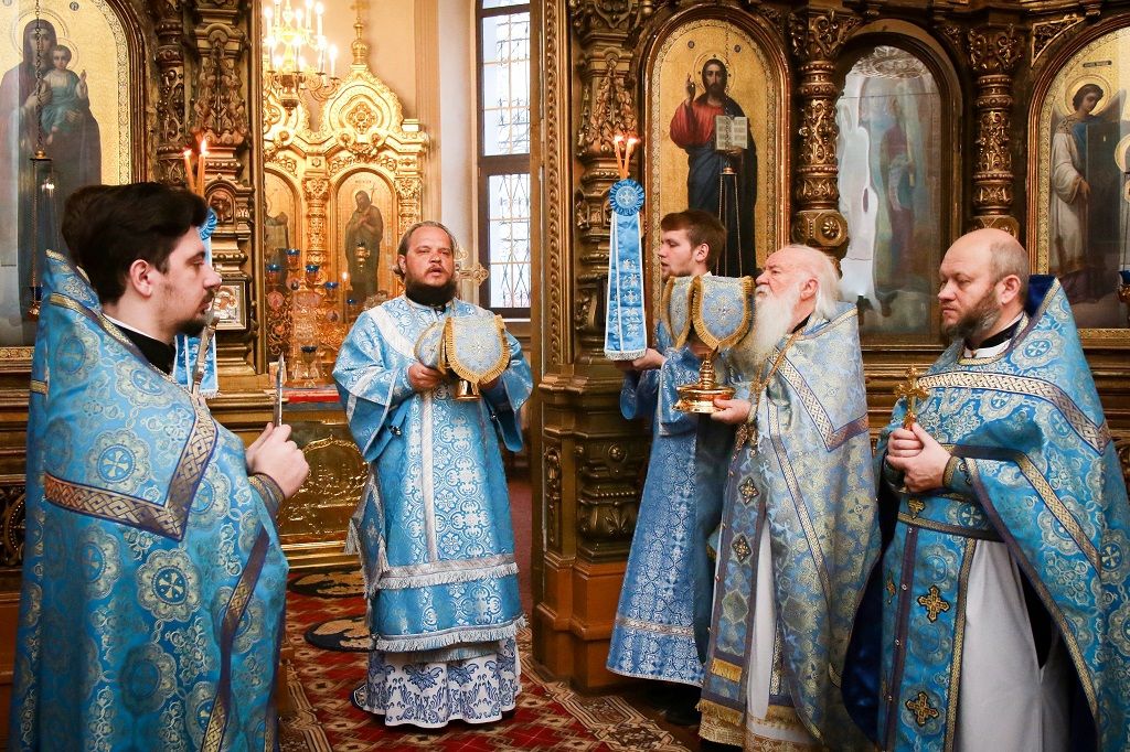 Праздник Введения во храм Пресвятой Владычицы нашей Богородицы и Приснодевы Марии