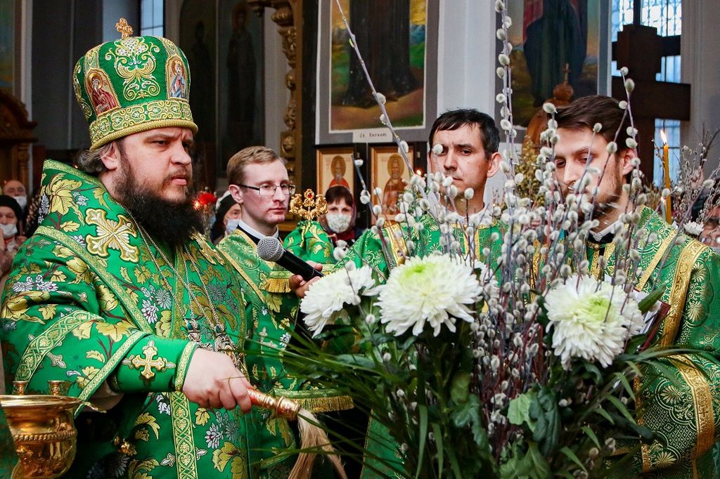Всенощное бдение в канун праздника входа Господня в Иерусалим