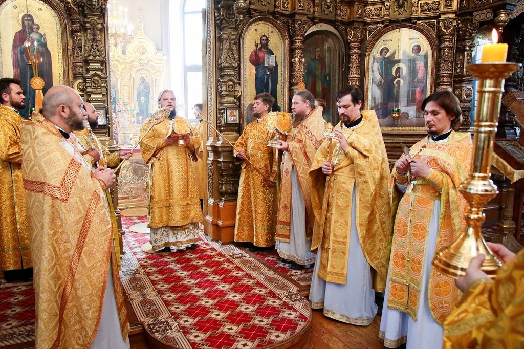 Богослужение в день памяти святого равноапостольного князя Владимира