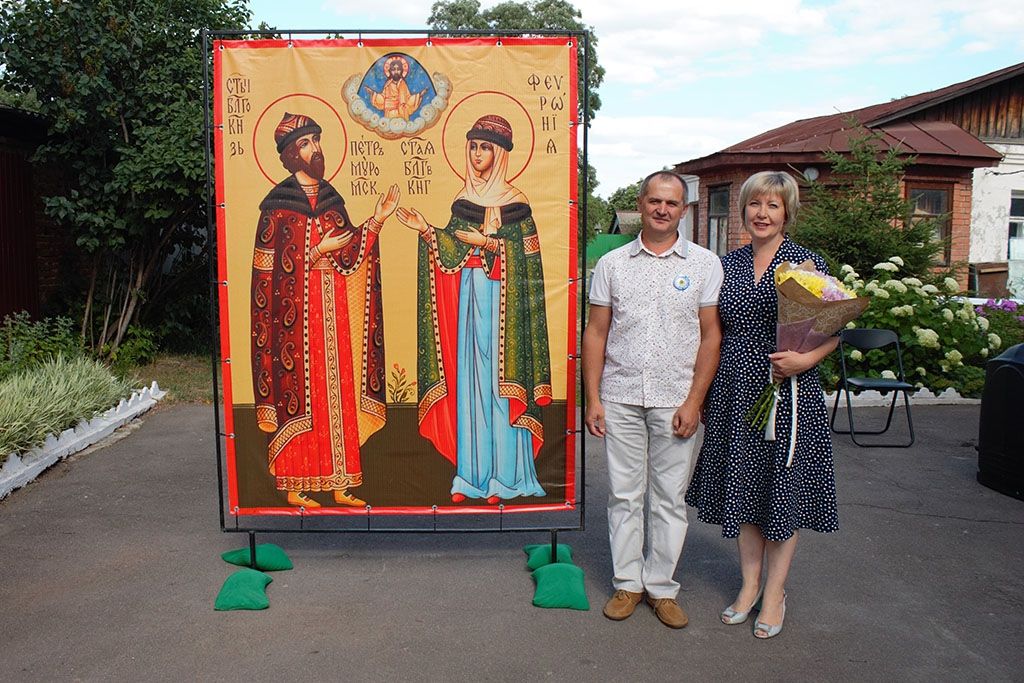 Поздравление сотрудника Знаменского собора