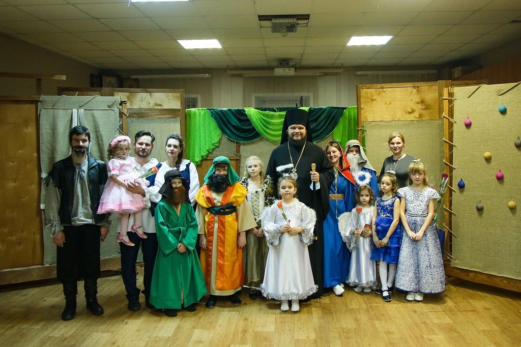 Спектакль Воскресной школы Знаменского кафедрального собора «Рождественская ночь»