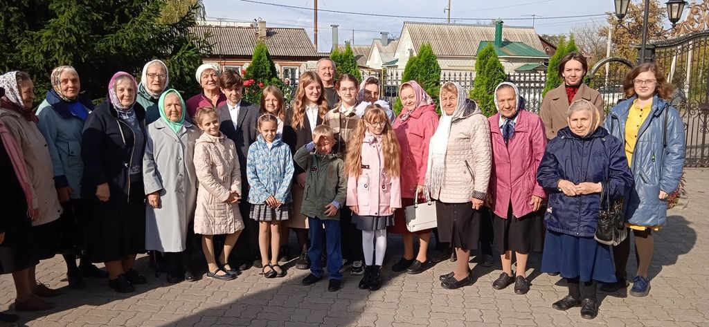 ПОЗДРАВЛЕНИЯ КО ДНЮ ПОЖИЛЫХ ЛЮДЕЙ