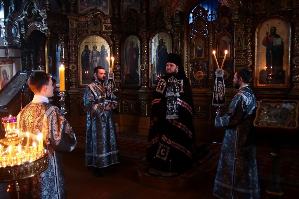 Епископ Сергий совершил чин прощения
