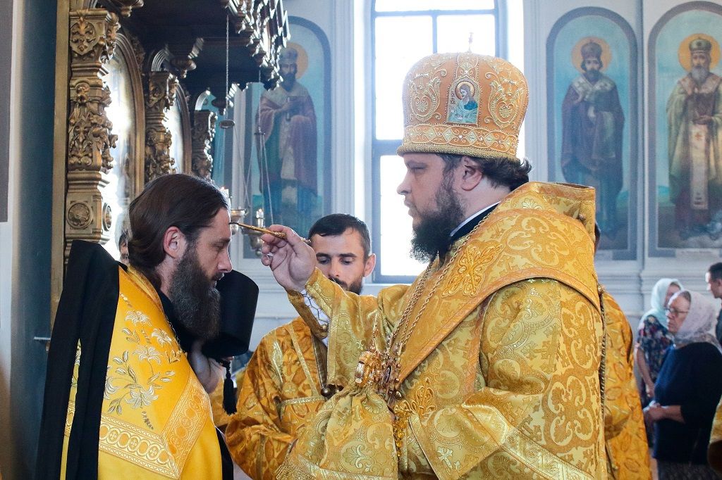Архипастырь совершил Всенощное бдение в Знаменском кафедральном соборе