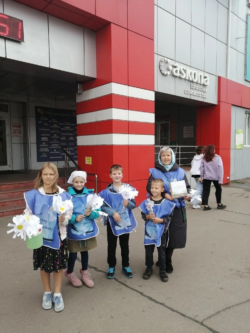 ЦВЕТЫ ОТ ДЕТЕЙ ДЛЯ ЗДОРОВЬЯ ДЕТЕЙ