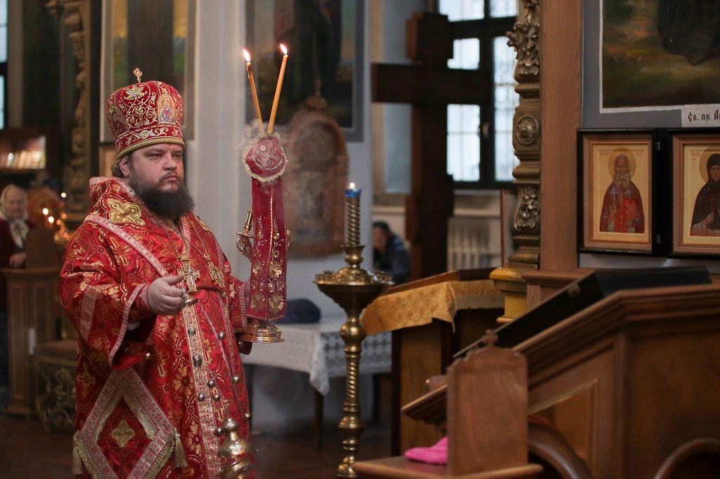 Богослужение в день памяти священномученика Александра Орлова