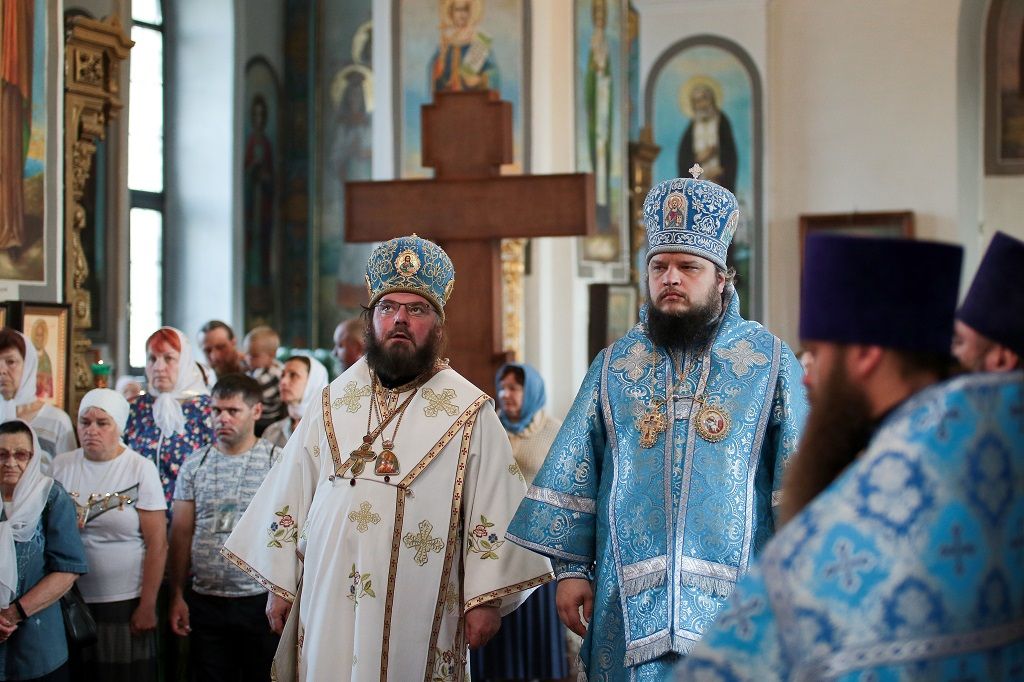 Богослужение в день празднования иконы Божией Матери именуемой «Достойно есть»