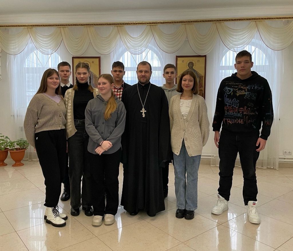 Встреча православной молодежи со священником