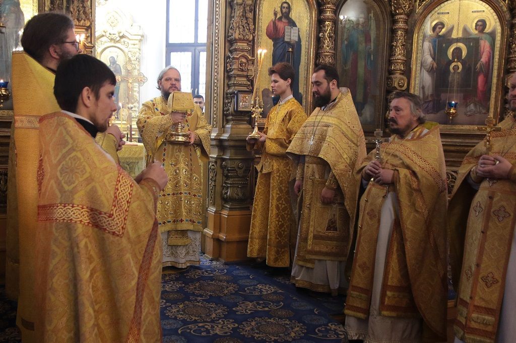 Епископ Сергий совершил диаконскую хиротонию за Божественной литургией