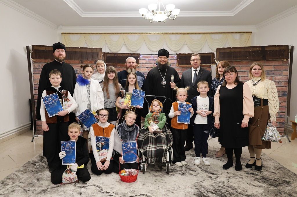 Спектакль «Маленькие жители огромной планеты»