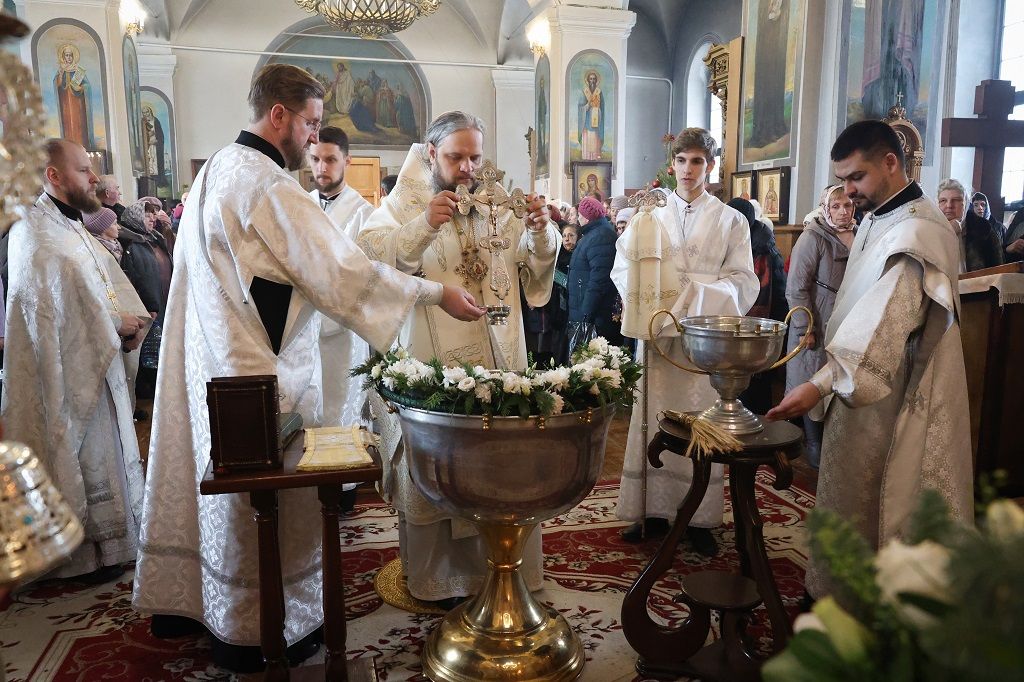 Праздник Святого Богоявления — Крещение Господа Бога и Спаса нашего Иисуса Христа
