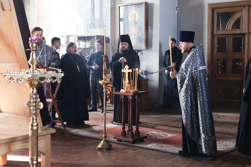 Богослужение в понедельник первой седмицы Великого поста